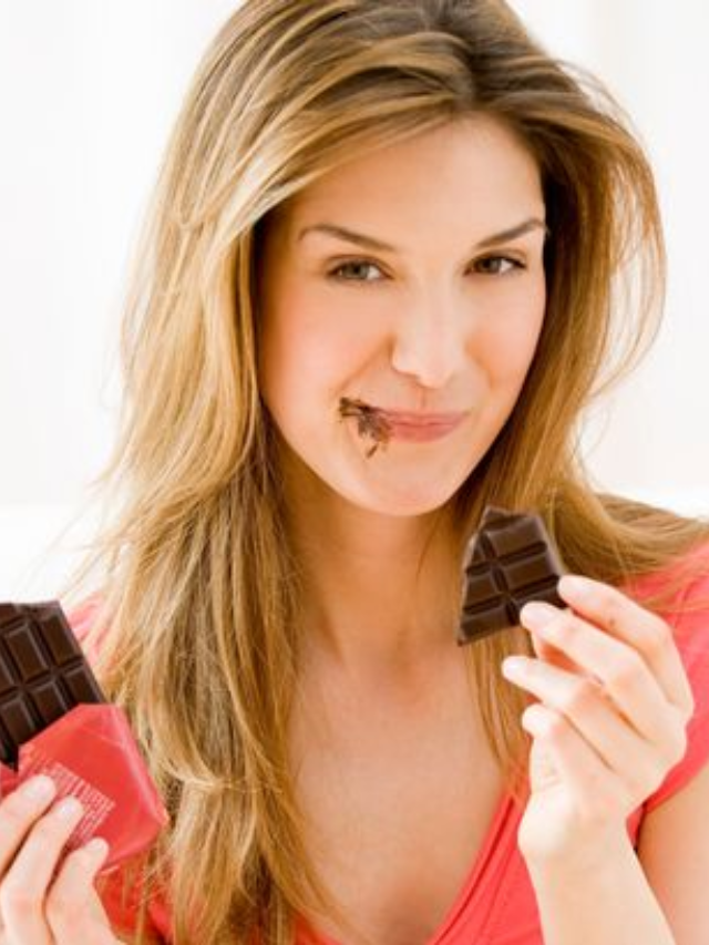 7 Proven Health Benefits of Dark Chocolate