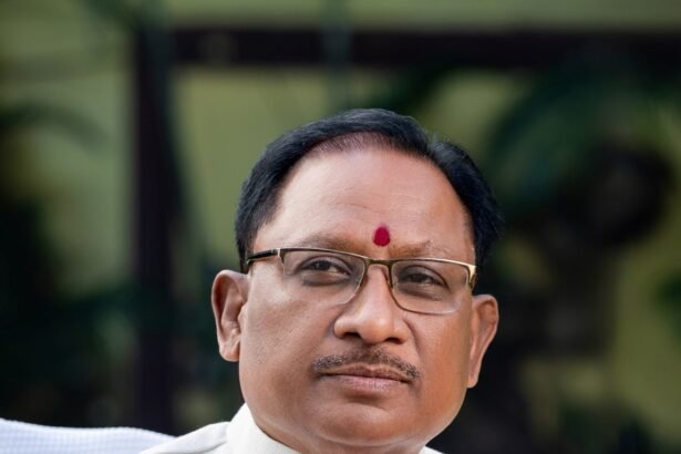 ब्रेकिंग न्यूज़ : मुख्यमंत्री विष्णु देव साय की बड़ी घोषणा – राज्य के कर्मचारियों को मिलेगा 55% महंगाई भत्ता