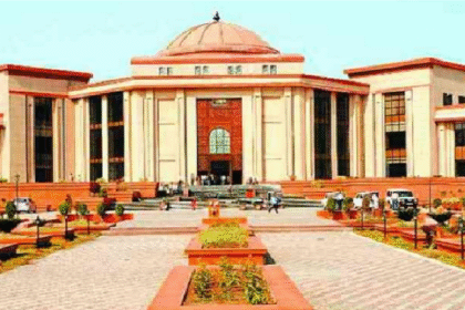 हाईकोर्ट का बड़ा फैसला: रजिस्टर्ड डाक का दौर खत्म, स्पीड से पहुंचेगा नोटिस, देखें पुरी जानकारी